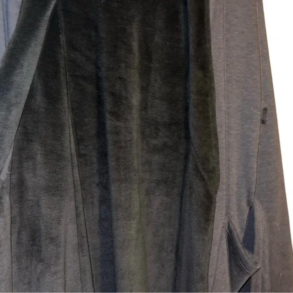 🍁 UGG Hooded Robe Med/Large 🍁 VGC - Picture 9 of 10